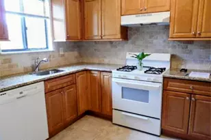 5 Coventry Ct, Matawan, NJ 07747 - Photo 1