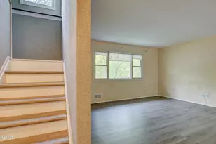 2 Lone Star Ln, Manalapan Township, NJ 07726 - Photo 6