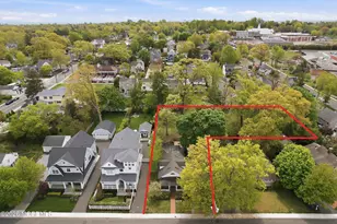 11 Bruce Pl, Rumson, NJ 07760 - Photo 1