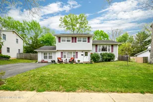 15 Princeton Dr, Jackson, NJ 08527 - Photo 1