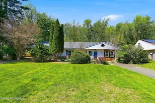 12 Pine Dr, Roosevelt, NJ 08555 - Photo 1