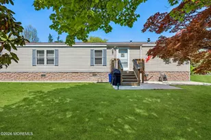 9 Kay Ln, Howell Township, NJ 07731 - Photo 1