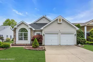 21 Baltusrol Dr, Jackson, NJ 08527 - Photo 1