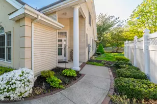 18 Chesapeake Dr, Holmdel, NJ 07733 - Photo 1