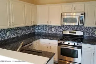 11 Hawthorne Dr, Tinton Falls, NJ 07753 - Photo 1