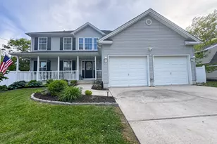137 Bowsprit Rd, Manahawkin, NJ 08050 - Photo 1