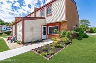 2 Foxwood Ct, Brick, NJ 08724 - Photo 1