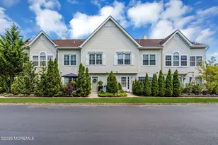 17 Richmond Ct, Tinton Falls, NJ 07712 - Photo 1