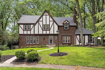 18 Lefferts Court, Middletown, NJ 07748 - Photo 1