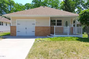 1568 Mt Everest Ln, Toms River Township, NJ 08753 - Photo 1