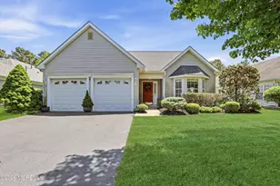 47 Rosewood Dr, Lakewood, NJ 08701 - Photo 1