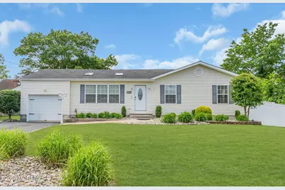 1424 Madison Avenue, Toms River Township, NJ 08757 - Photo 1