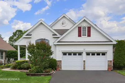 9 Kensington Court, Holmdel, NJ 07733 - Photo 1