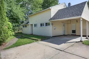 33 Pine Tree Rd, Old Bridge Township, NJ 08857 - Photo 1