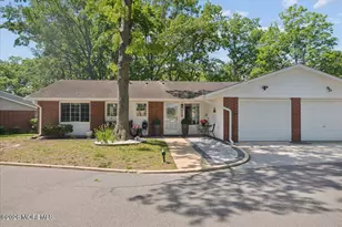 584B Lake Point Dr, Lakewood, NJ 08701 - Photo 1