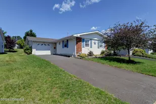 40 Sidney Ct, Brick, NJ 08723 - Photo 1