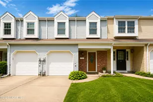 36 Bramble Ln, Matawan, NJ 07747 - Photo 1