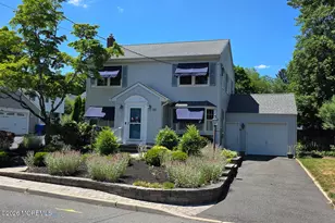 35 Hendrickson Pl, Fair Haven, NJ 07704 - Photo 1