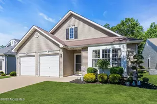 55 Cypress Point Ln, Jackson, NJ 08527 - Photo 1