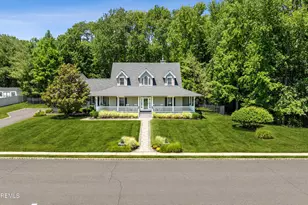 24 Kerr Ln, Matawan, NJ 07747 - Photo 1