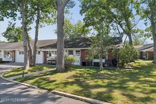 603A Lake Point Dr, Lakewood, NJ 08701 - Photo 1