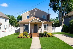 22 Carpenter St, Red Bank, NJ 07701 - Photo 1