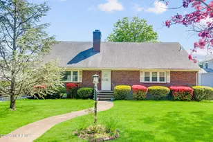 508 Crescent Pkwy, Sea Girt, NJ 08750 - Photo 1