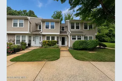 26 Duncan Way, Freehold, NJ 07728 - Photo 1