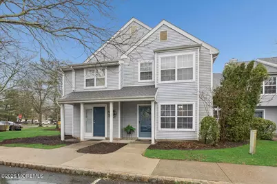 437 Hampton Court #12-1, Manalapan Township, NJ 07726 - Photo 1