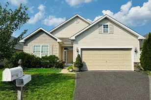 7 Eagle Ridge Cir, Lakewood, NJ 08701 - Photo 1