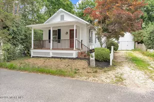 6 Haggers Ln, Fair Haven, NJ 07704 - Photo 1