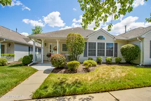 212 N Pondview Blvd, Monroe Township, NJ 08831 - Photo 1