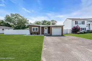 488 Amherst Dr, Brick, NJ 08723 - Photo 1