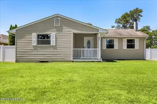 813 Pemberton St, Toms River Township, NJ 08757 - Photo 1