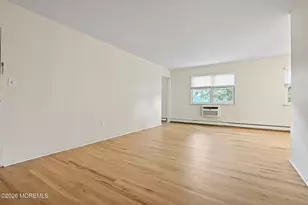 63 Stonehurst Blvd, Freehold, NJ 07728 - Photo 4