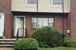 828 Shannon Ct, Brick, NJ 08724 - Photo 1
