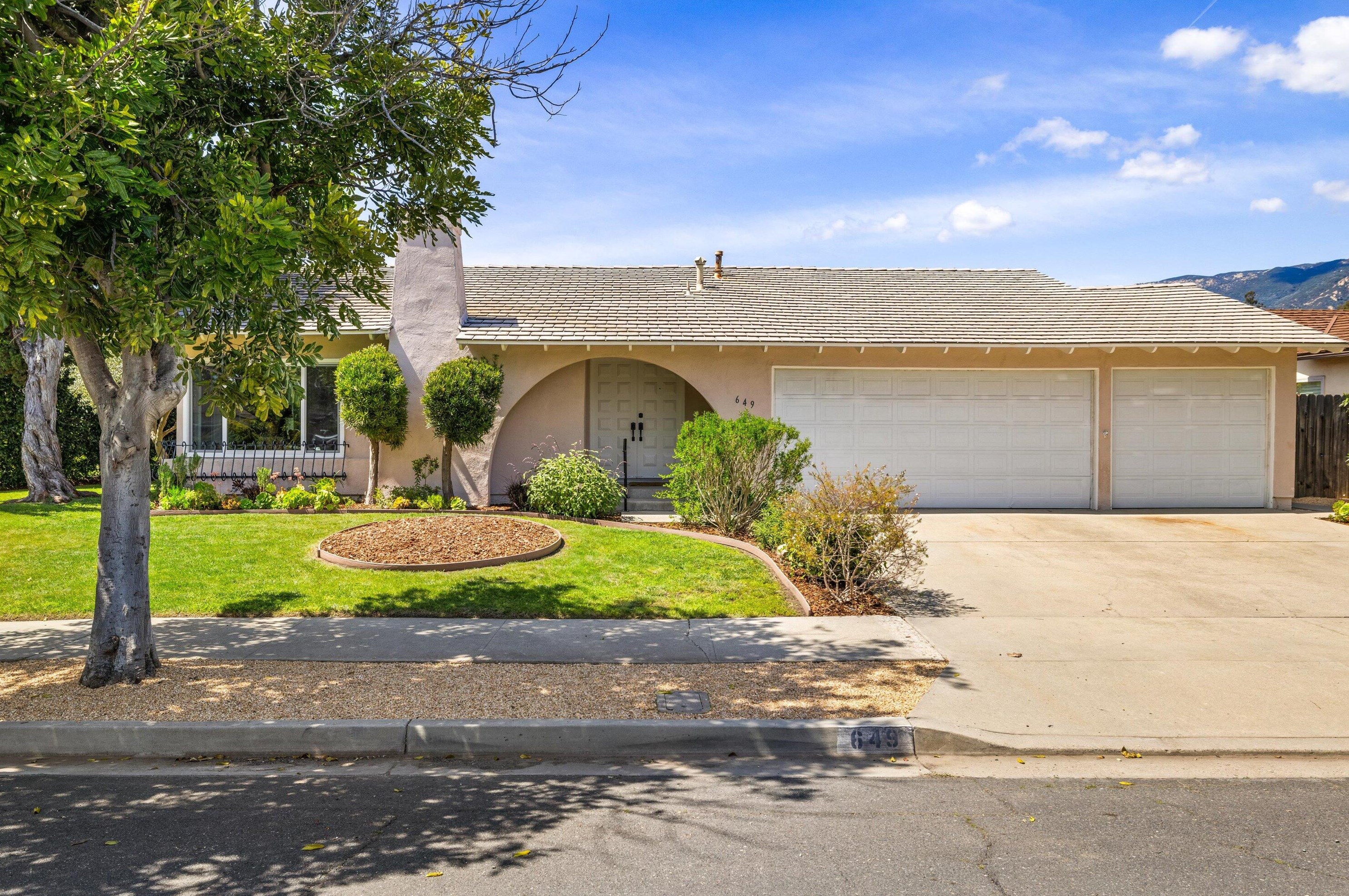 649 Santa Marguerita Dr, Santa Barbara, CA 93117-1712