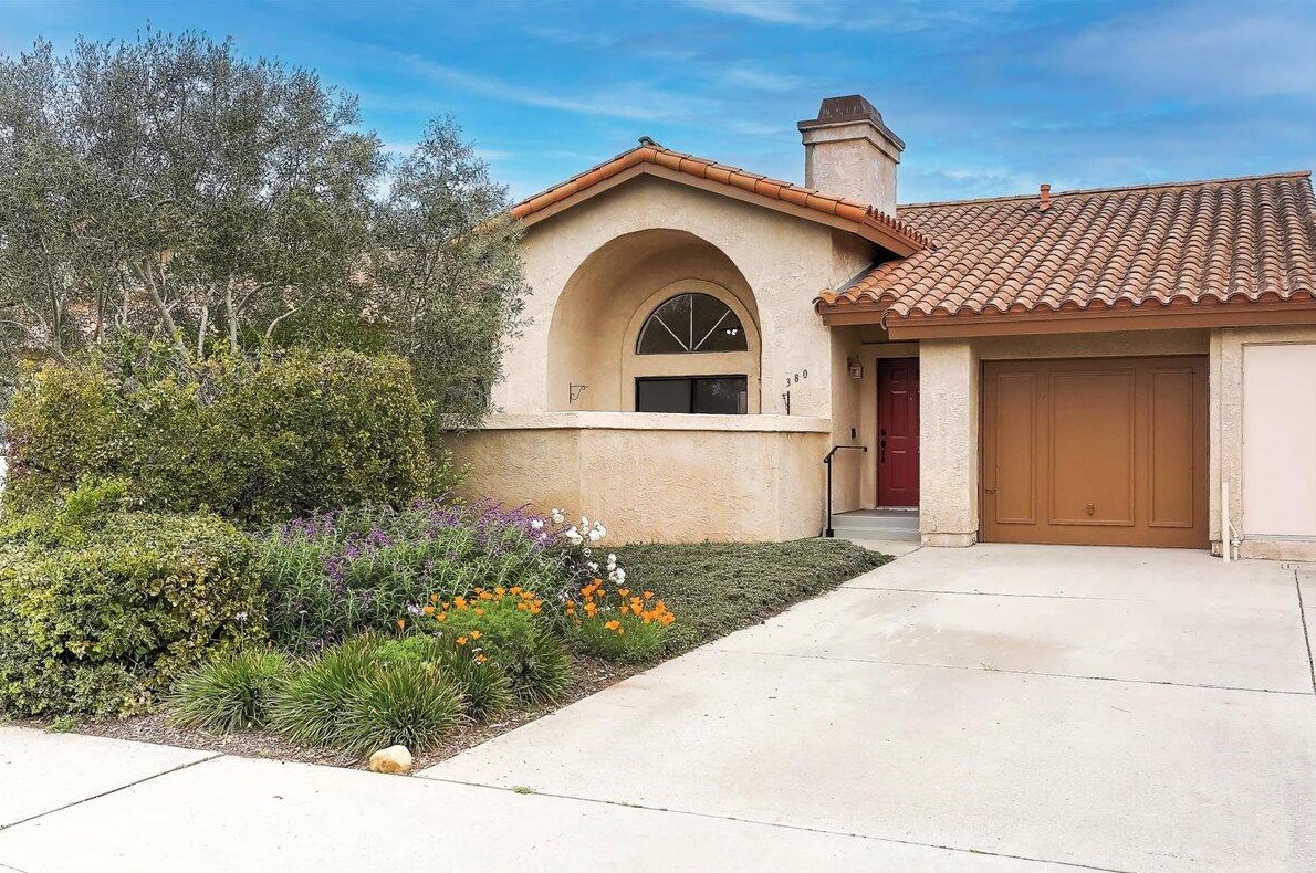 380 San Ricardo Dr, Santa Barbara, CA 93111-2543