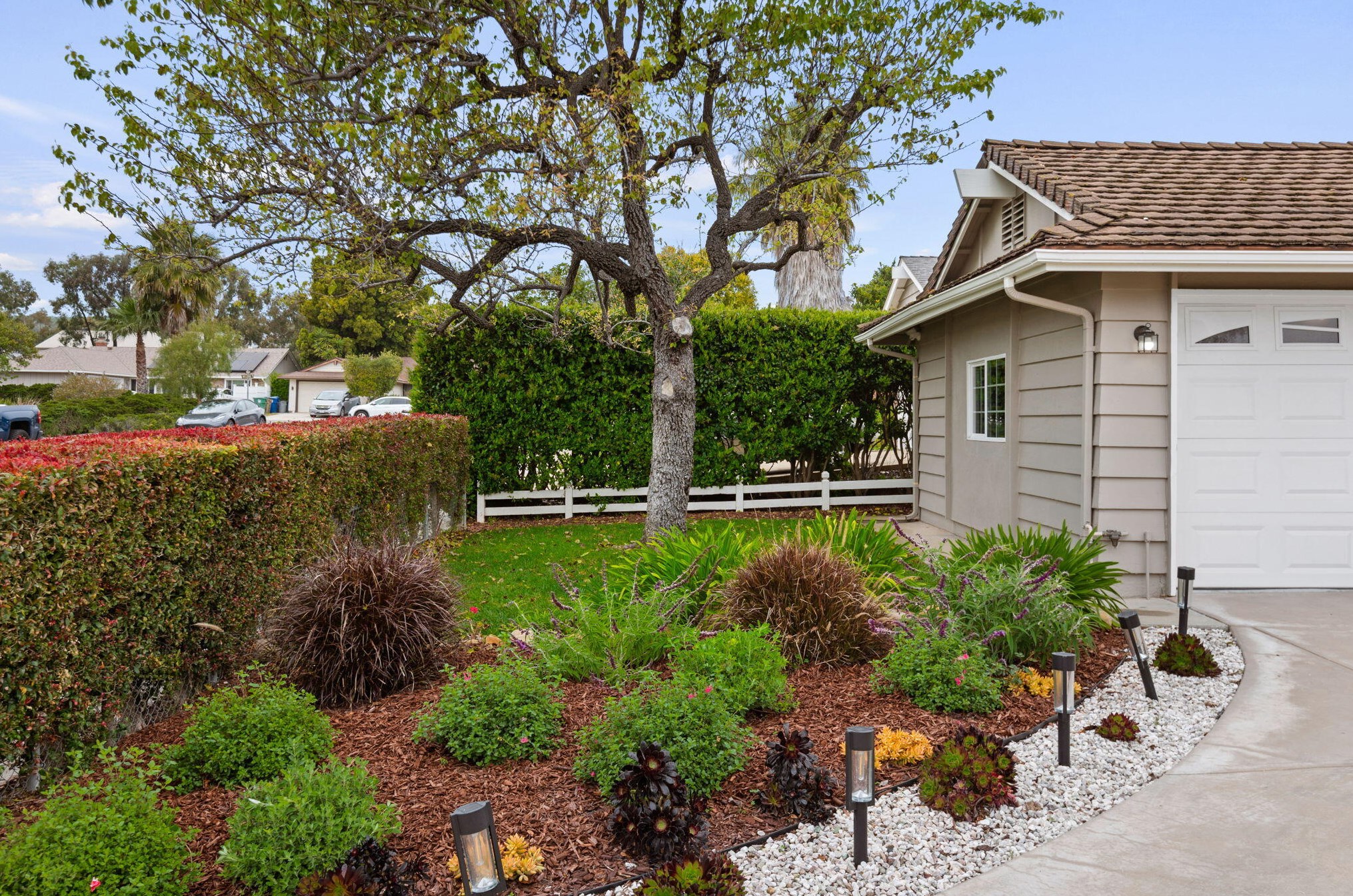 280 Savona Ave, Santa Barbara CA  93117-1202 exterior