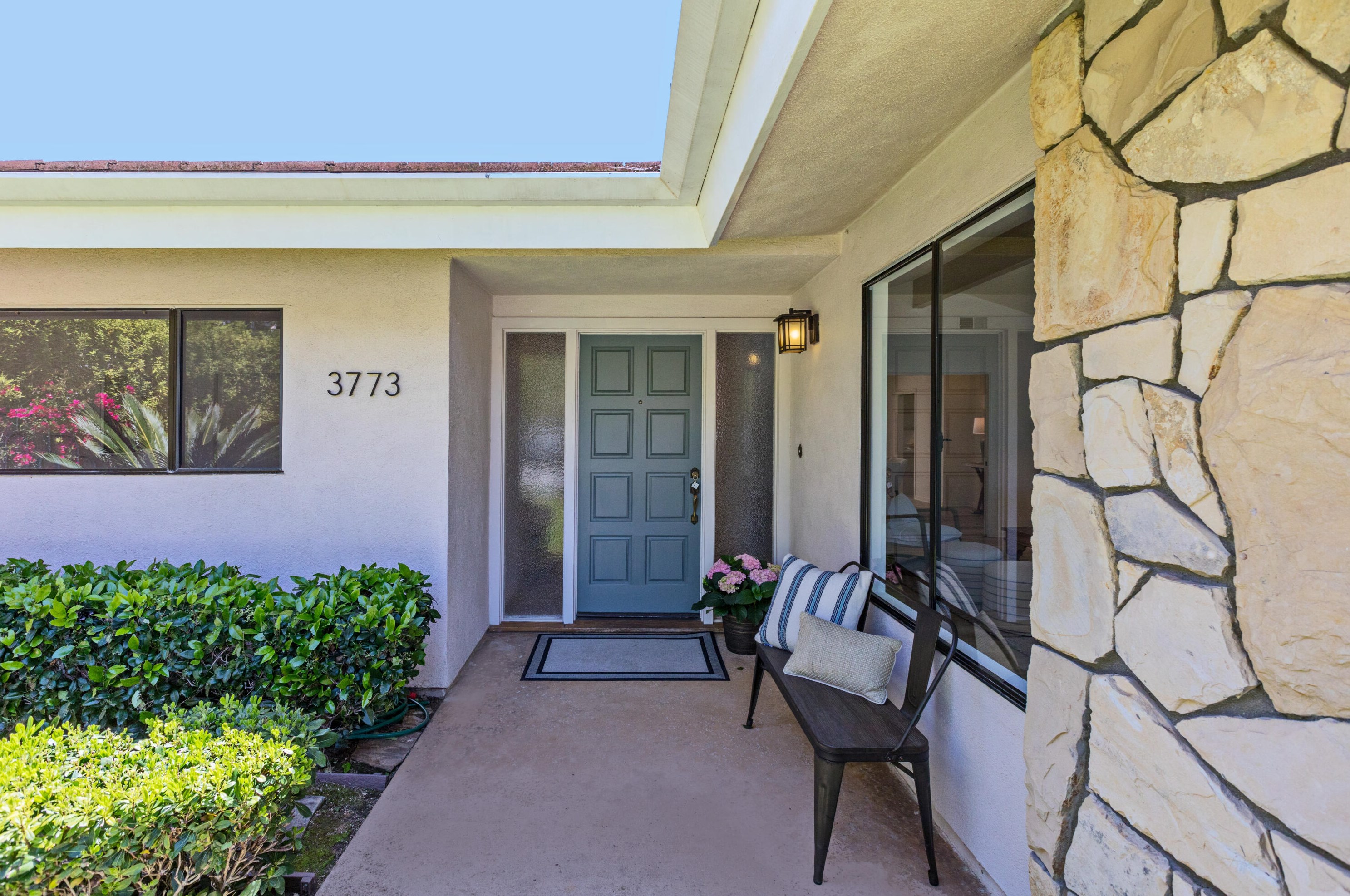 3773 Lincoln Rd, Santa Barbara, CA 93110-2501
