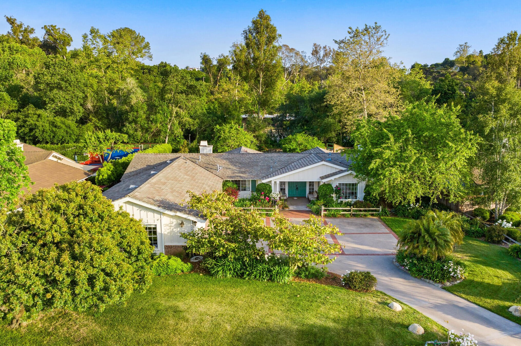 4247 Rancho Asoleado Dr, Santa Barbara, CA 93110-2242