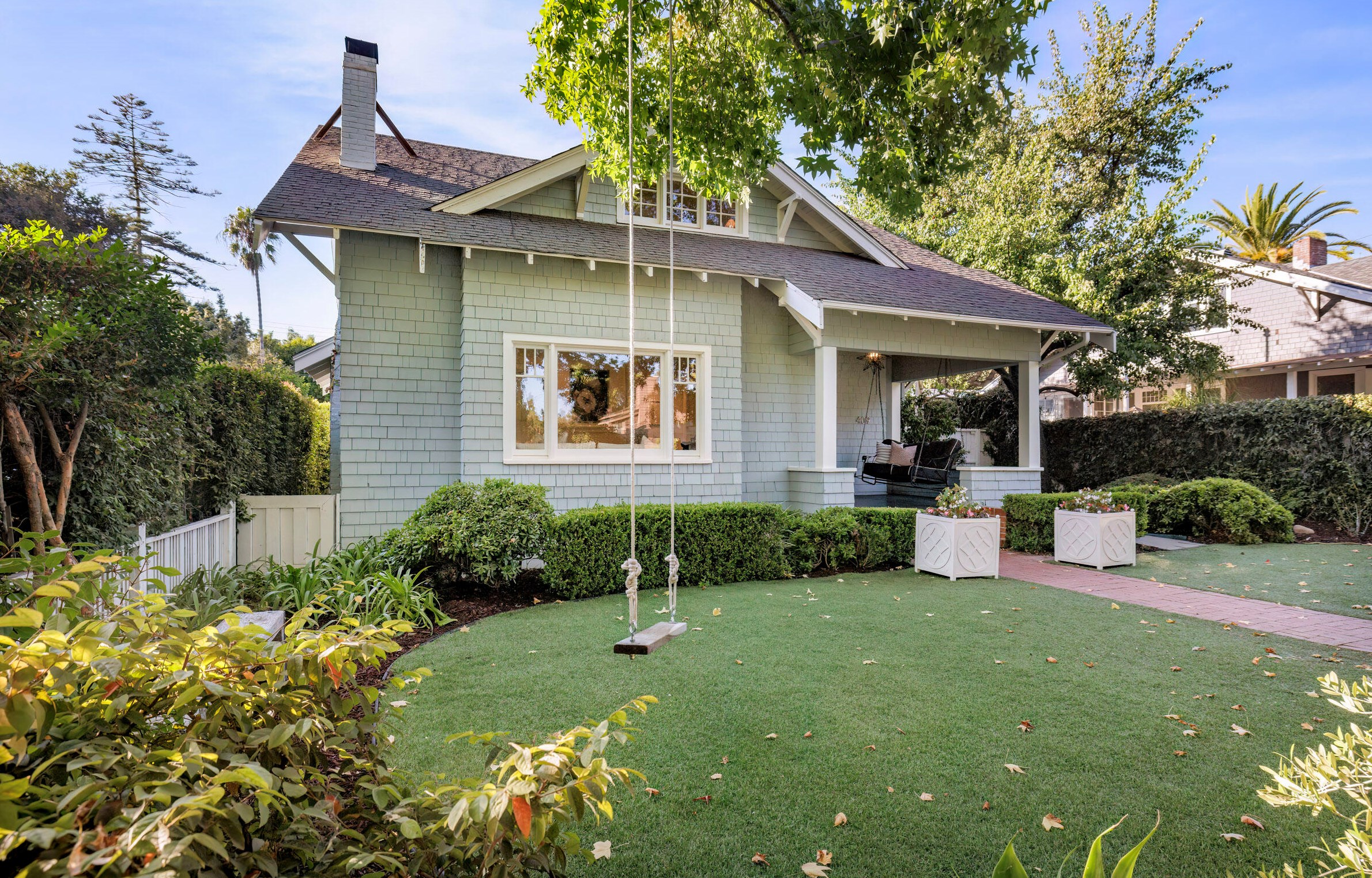 409 Valerio St, Santa Barbara, CA 93101-1118