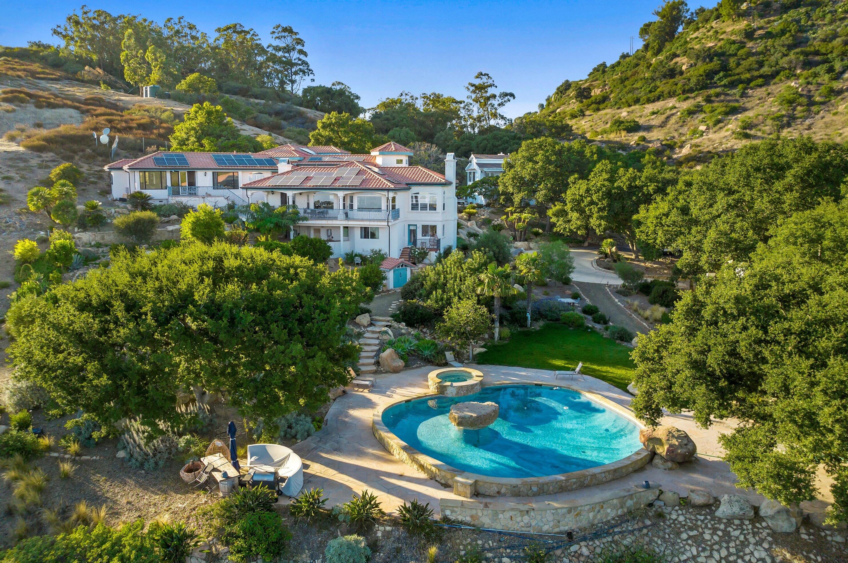 2671 Painted Cave Rd, Santa Barbara, CA 93105-9769