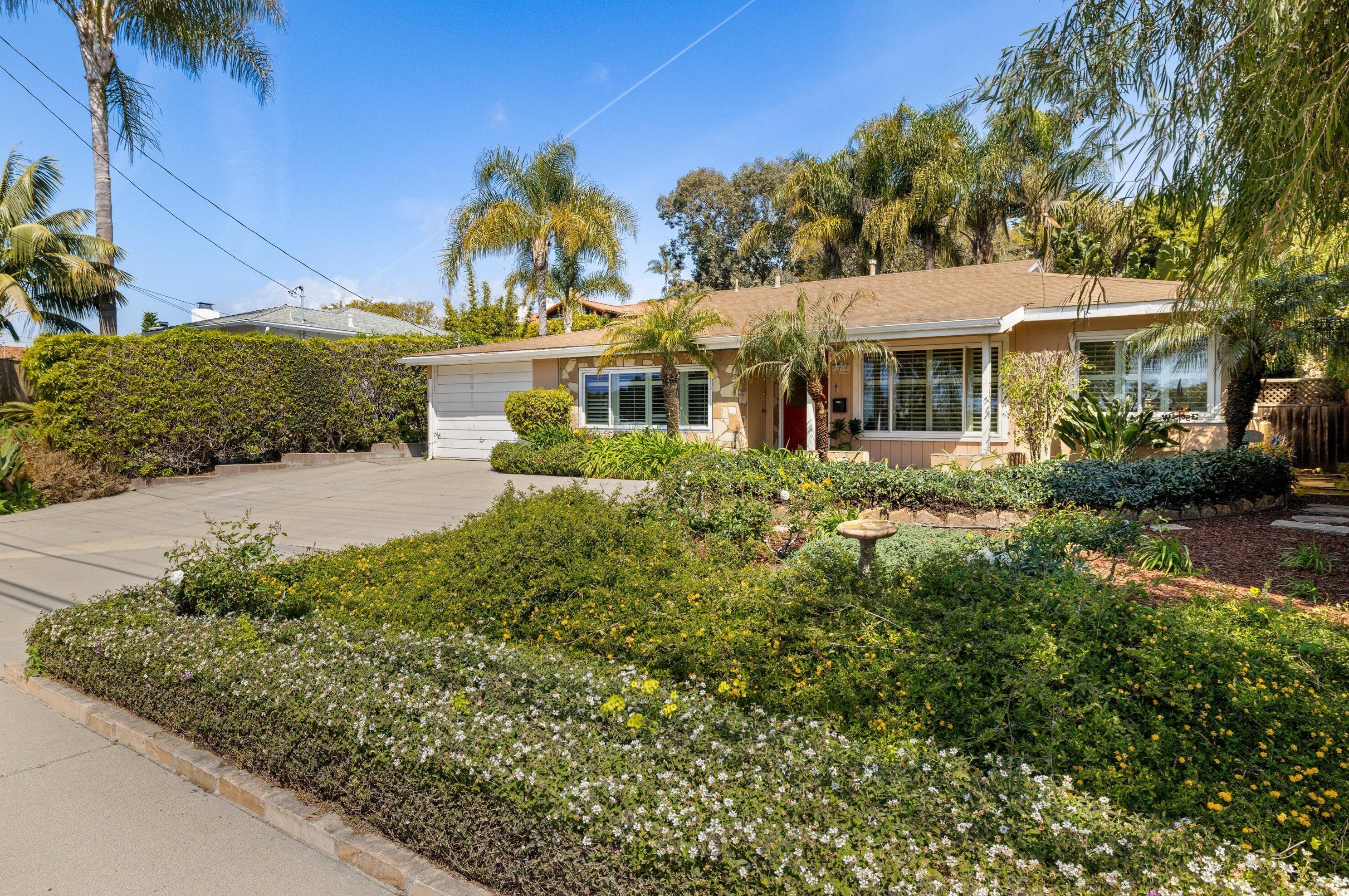 1710 Cliff Dr, Santa Barbara, CA 93109-1635