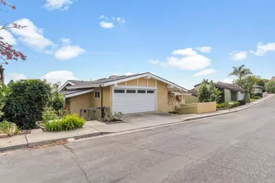 2417 Calle Linares, Santa Barbara, CA 93109 - Photo 34