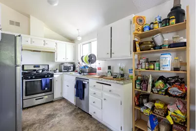 4817 San Gordiano Avenue, Santa Barbara, CA 93111 - Photo 24