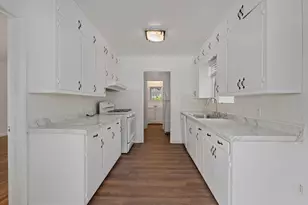 1545 W Valerio St, Santa Barbara, CA 93101 - Photo 6