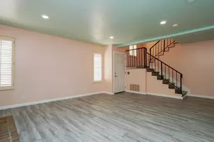 438 Las Palomas Dr, Port Hueneme, CA 93041 - Photo 2