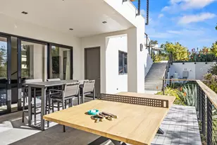 1131 Las Alturas Rd, Santa Barbara, CA 93103 - Photo 18