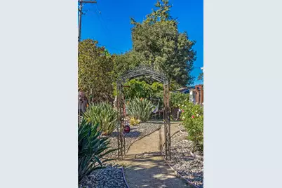 265 Perkins Street, Los Alamos, CA 93440 - Photo 24